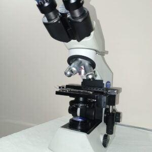MICROSCOPIO BINOCULAR, MARCA: OLYMPUS: CX22
